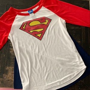 Superman T-Shirt w/ Cape (Juniors L)